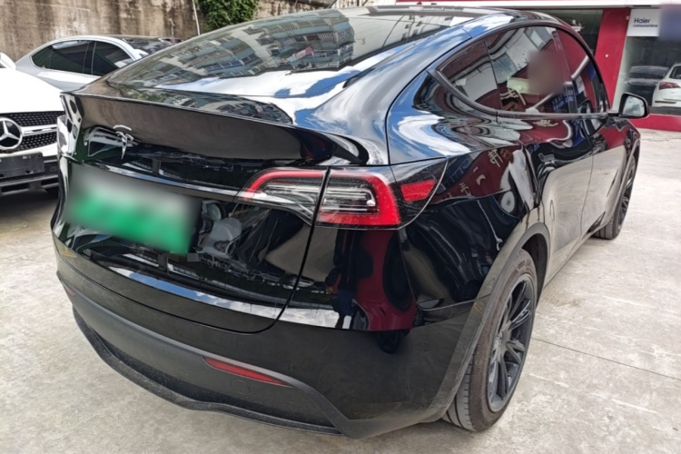 Tesla Model Y 2023 #7 Tesla Model Y 2023 immagine di auto #7