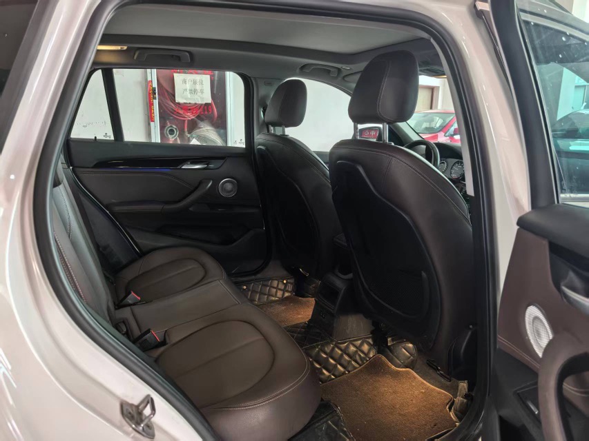 BMW X1 2021 car image #6