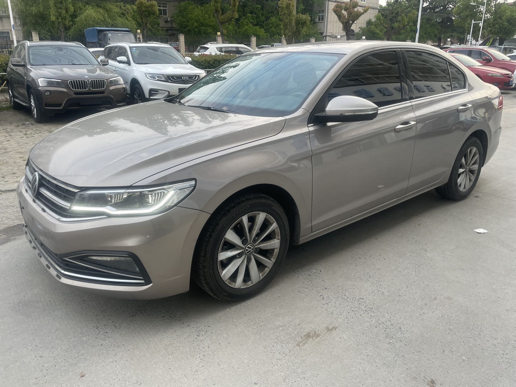 Volkswagen Bora 2022 car image 