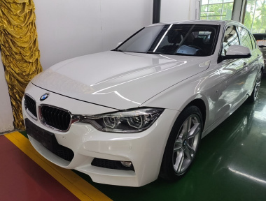 BMW 3 Series 2019 BMW 3 Series 2019 car image