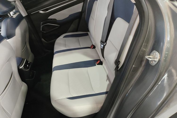 GEELY Emgrand 2021 #17 GEELY Emgrand 2021 car image #17