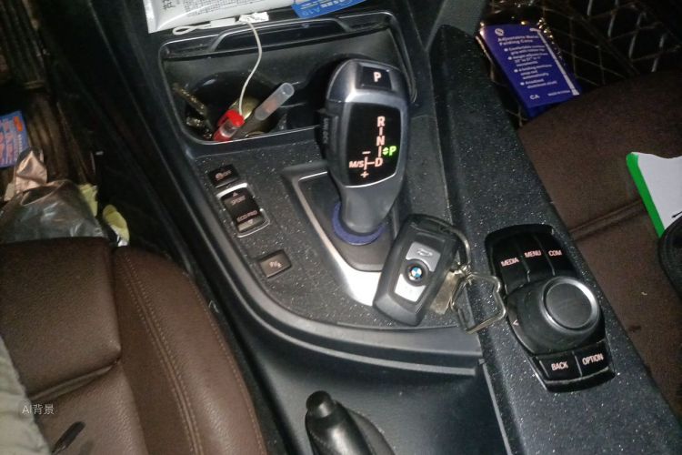 BMW 3 Series 2018 #16 BMW 3 Series 2018 car image #16