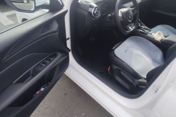 MG 5 2026 imagem de carro #9