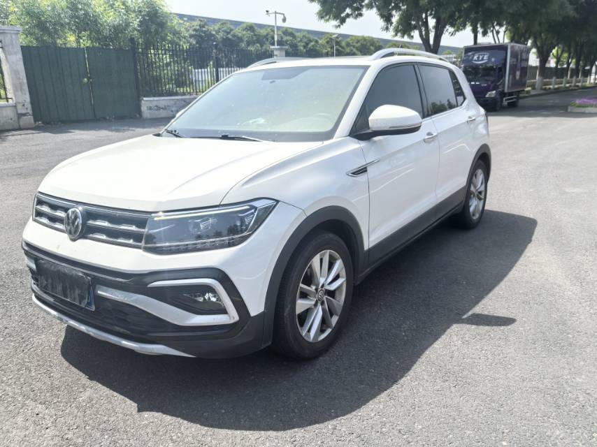 Volkswagen T-Cross 2020 Volkswagen T-Cross 2020 car image