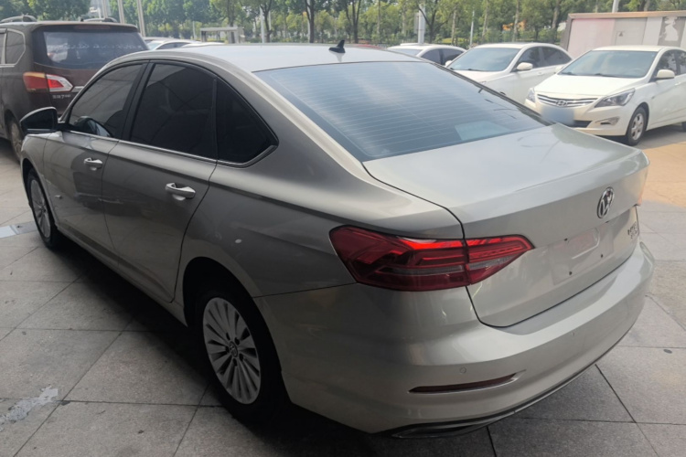 Volkswagen Lavida 2019 #5 Volkswagen Lavida 2019 car image #5
