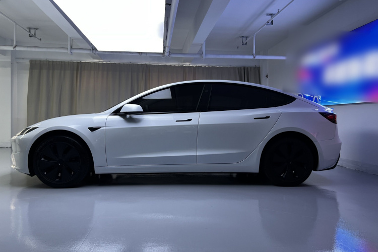 Tesla Model 3 2025 imagem de carro #6