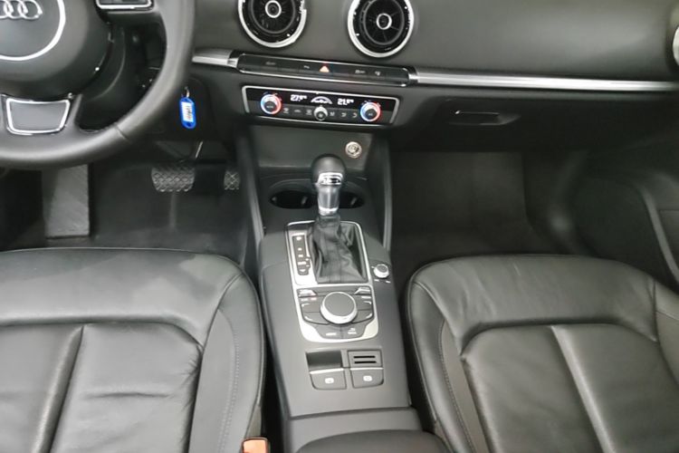Audi A3 2016 imagem de carro #18