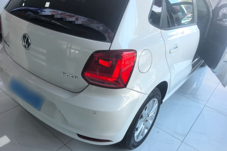 Volkswagen Polo 2015 صورة سيارة #7