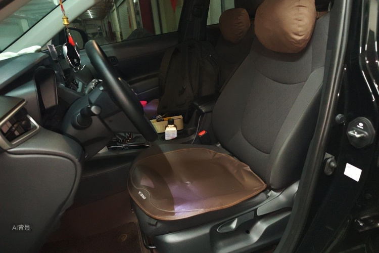 Toyota Corolla Cross 2025 car image #17