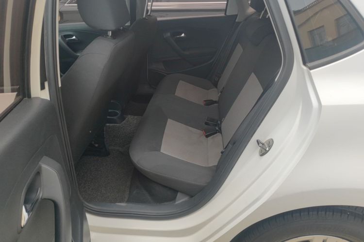 Volkswagen Polo 2018 #17 Volkswagen Polo 2018 car image #17
