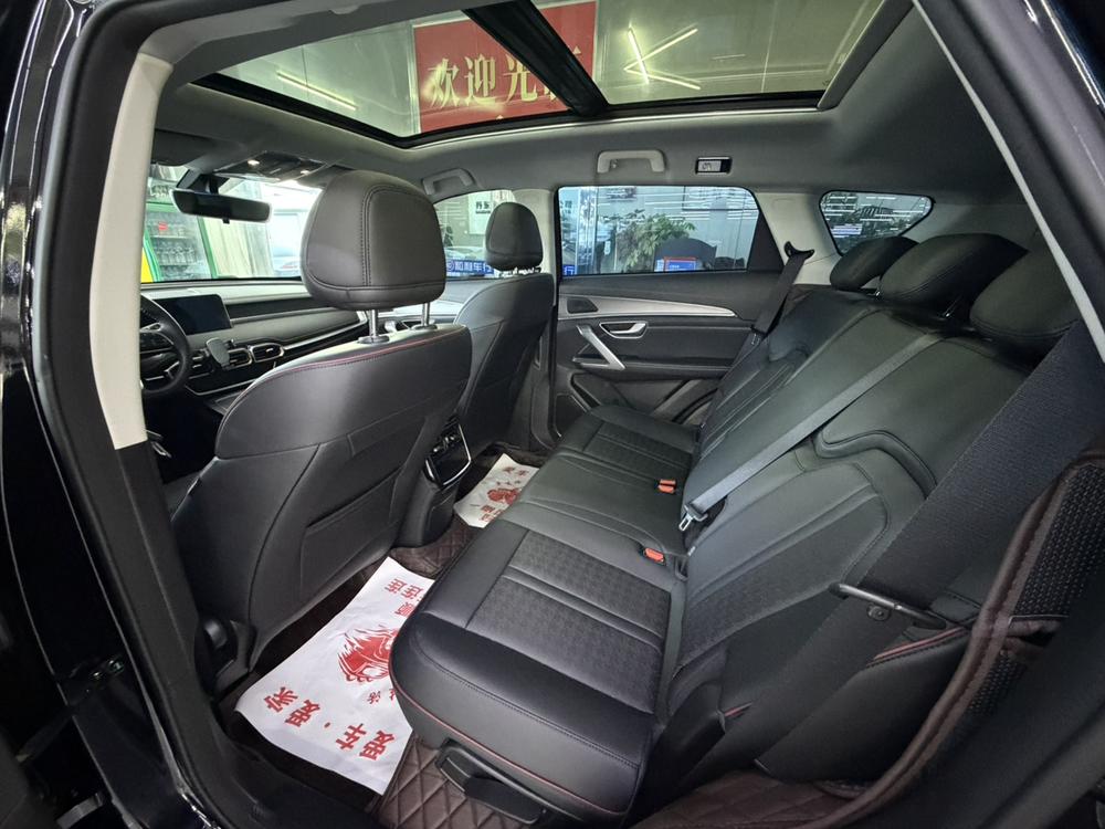 Jetour X70 PLUS 2025 car image #16
