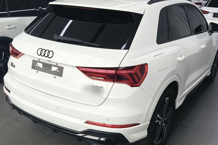 Audi Q3 2023 #7 Audi Q3 2023 car image #7