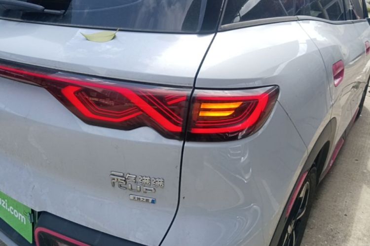BYD YuanUP 2025 car image #8