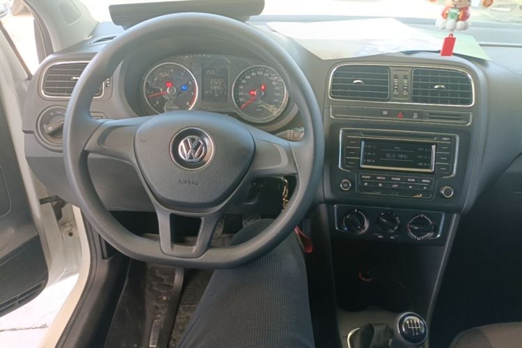 Volkswagen Polo 2016 image de voiture #10