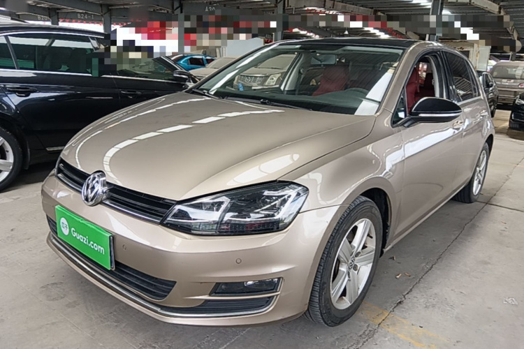 Volkswagen Golf 2017 car image #2
