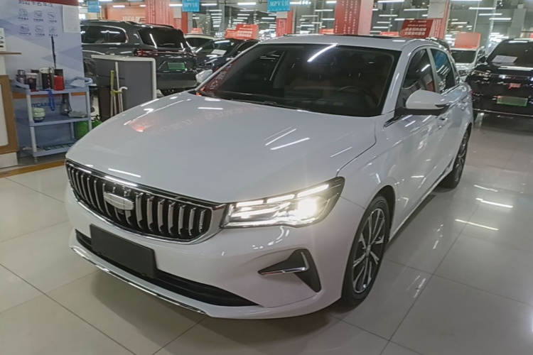 GEELY Emgrand 2024 car image #2