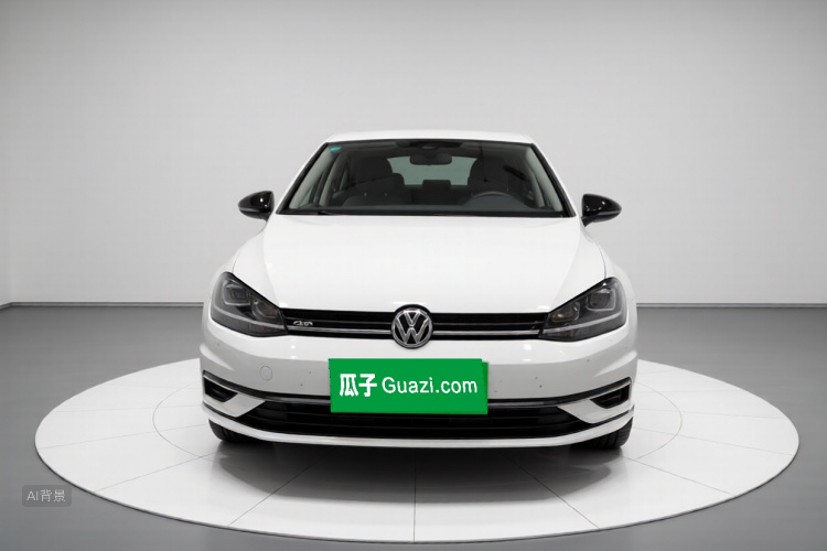 Volkswagen Golf 2019 car image #3