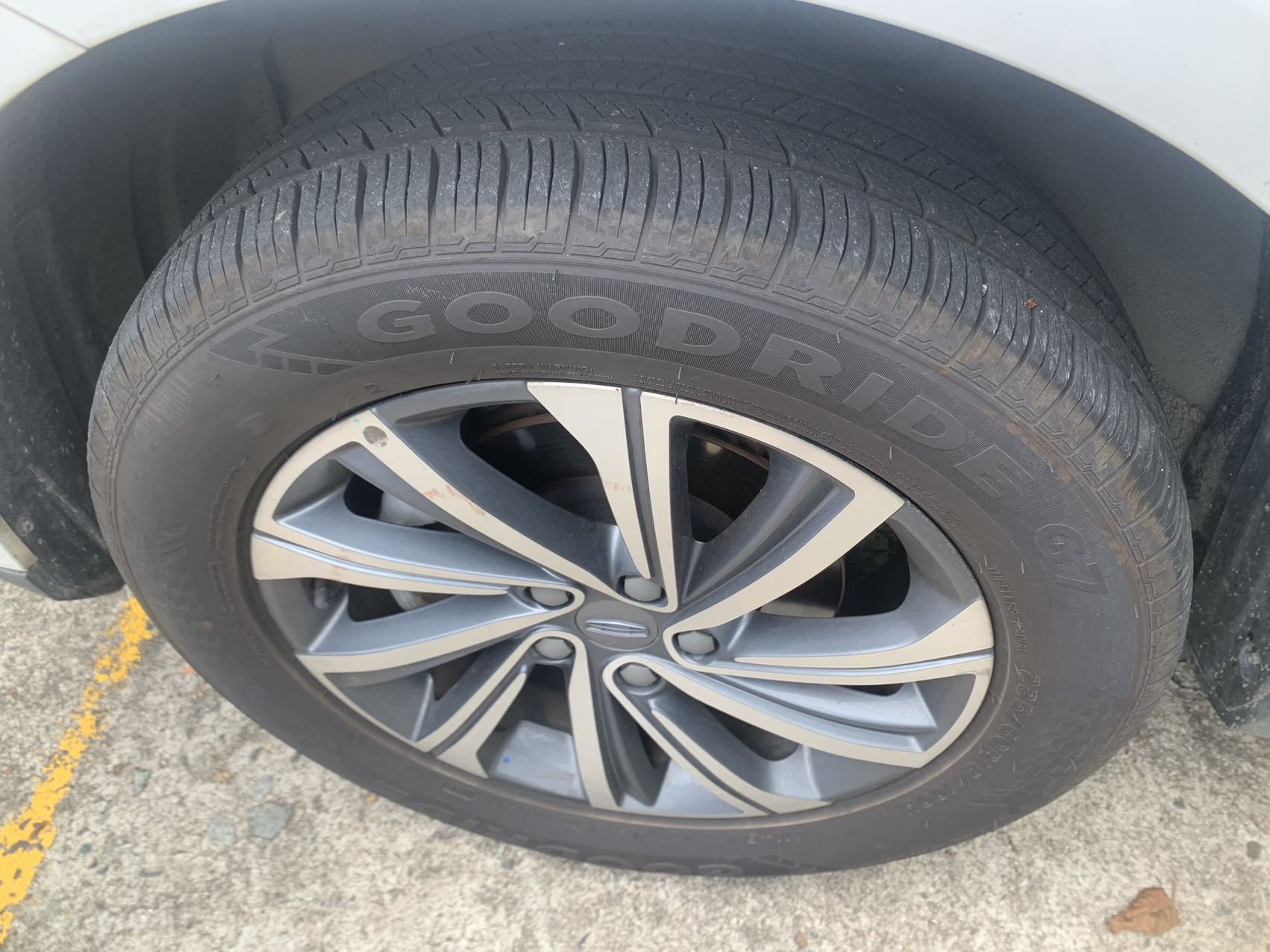GEELY Vision X6 2020 car image #8