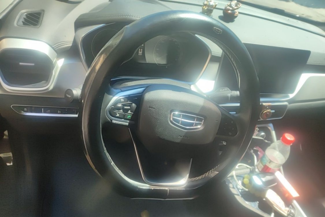 GEELY Coolray 2021 #22 GEELY Coolray 2021 car image #22