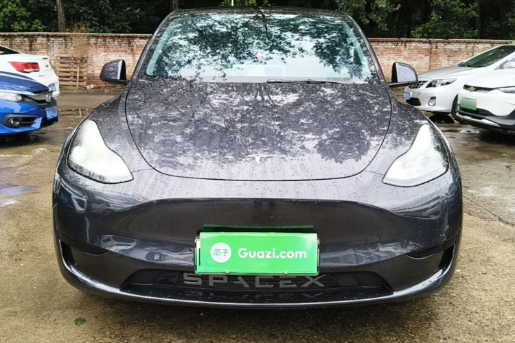 Tesla Model Y 2024 car image #3
