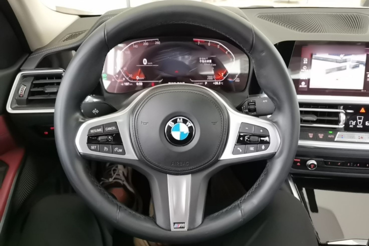 BMW 3 Series 2022 car image #11