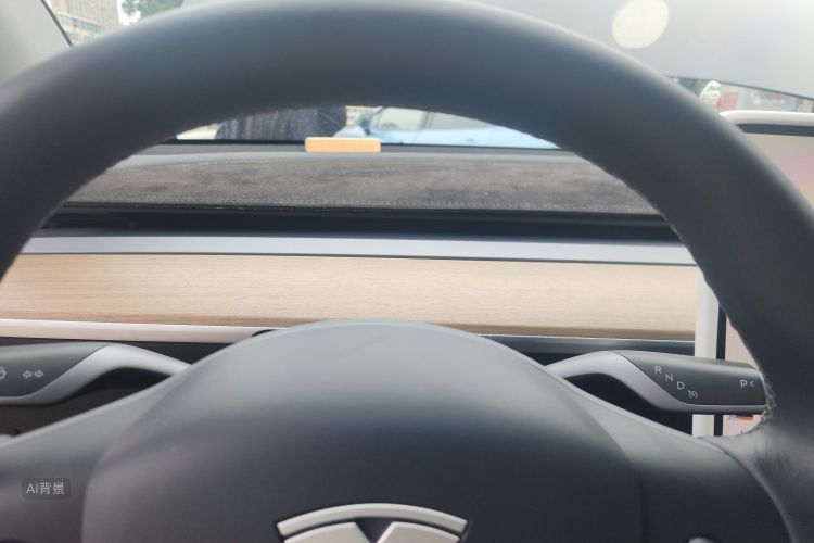 Tesla Model Y 2023 #13 Tesla Model Y 2023 car image #13