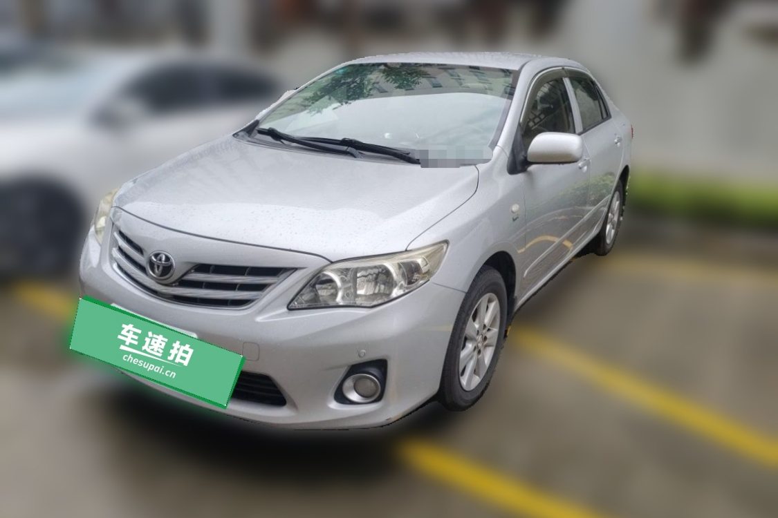 Toyota Corolla 2013 Toyota Corolla 2013 car image