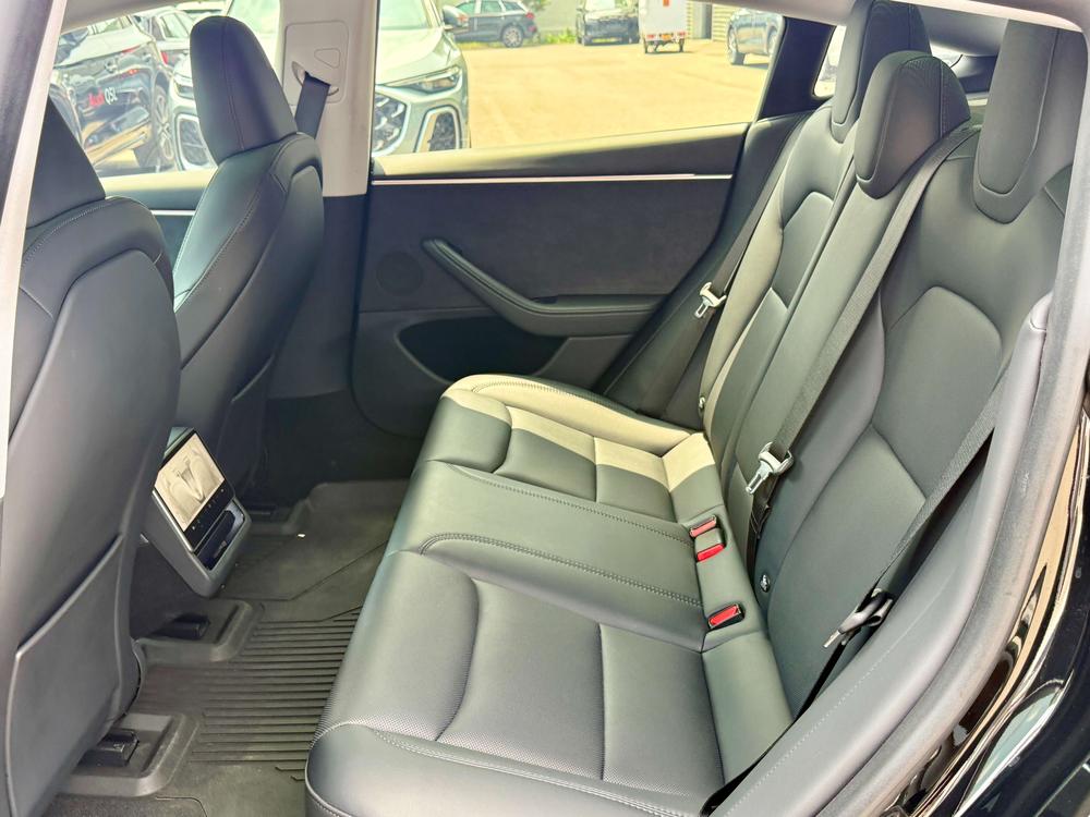 Tesla Model 3 2023 #10 Tesla Model 3 2023 car image #10