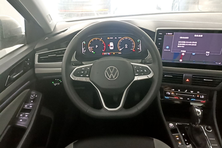 Volkswagen Bora 2024 car image #15