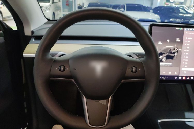 Tesla Model Y 2023 #11 Tesla Model Y 2023 immagine di auto #11