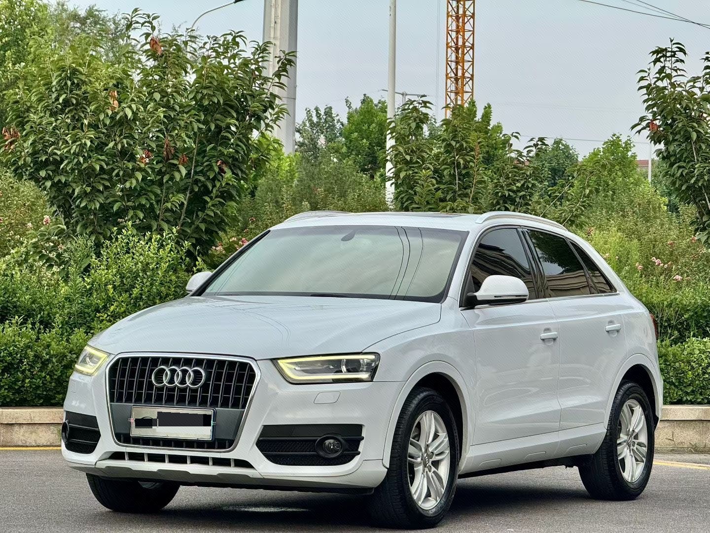 Audi Q3 2013 car image 