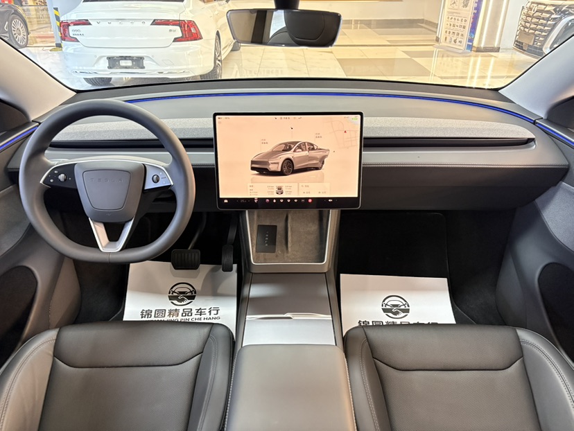 Tesla Model Y 2025 #13 Tesla Model Y 2025 immagine di auto #13