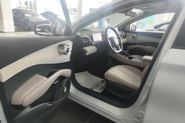 BYD Yuan Plus 2025 #16 BYD Yuan Plus 2025 car image #16