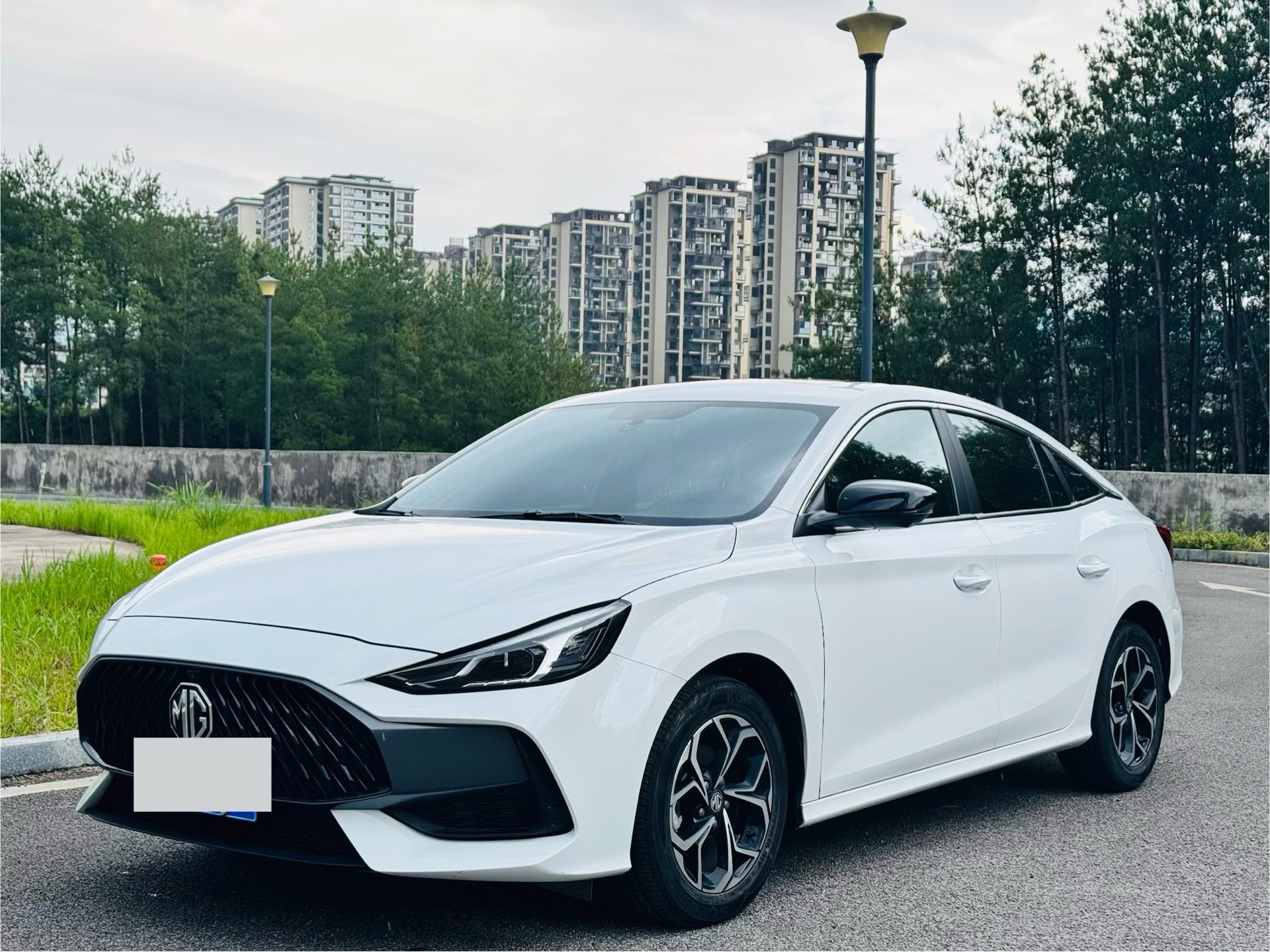 MG 5 2023 MG 5 2023 immagine di auto