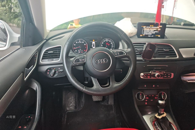 Audi Q3 2018 #12 Audi Q3 2018 car image #12