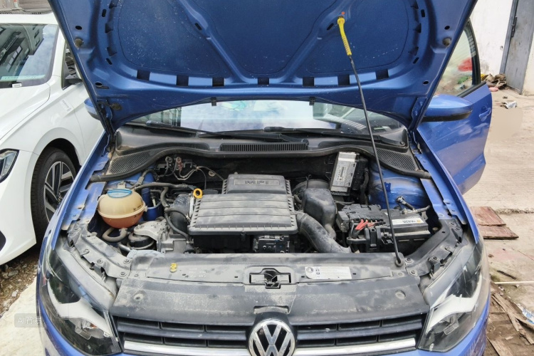 Volkswagen Polo 2016 #22 Volkswagen Polo 2016 car image #22