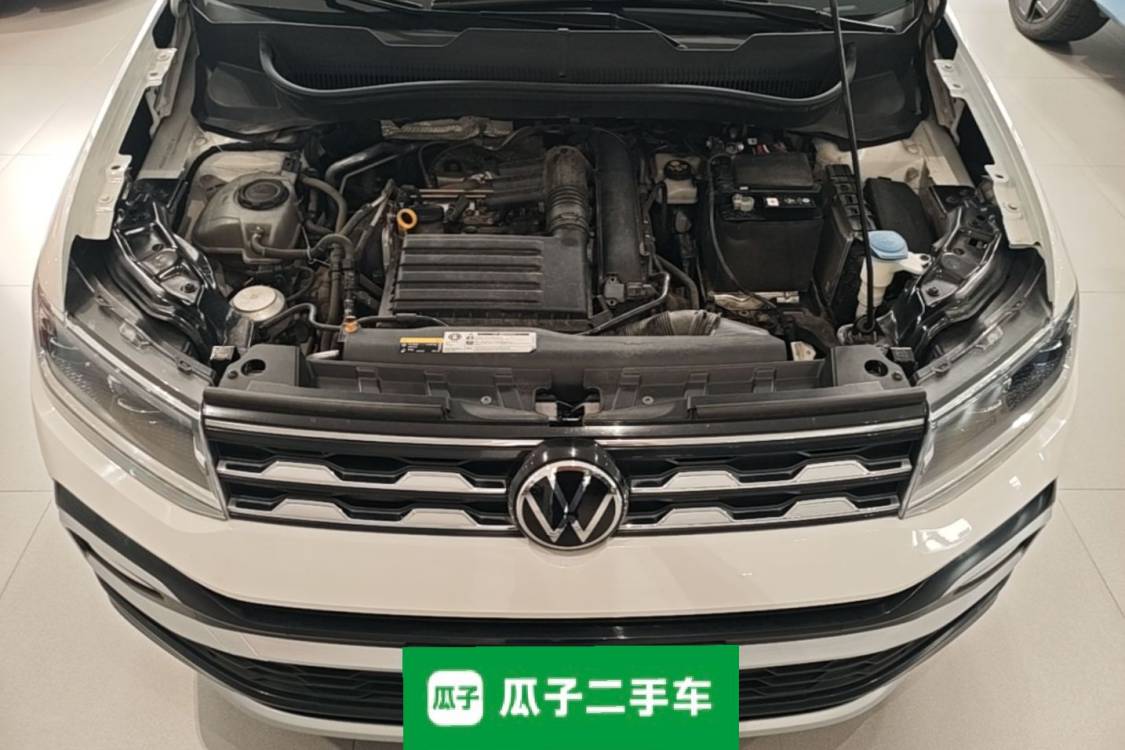 Volkswagen T-Cross 2021 #10 Volkswagen T-Cross 2021 car image #10