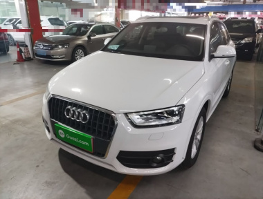 Audi Q3 2015 car image 