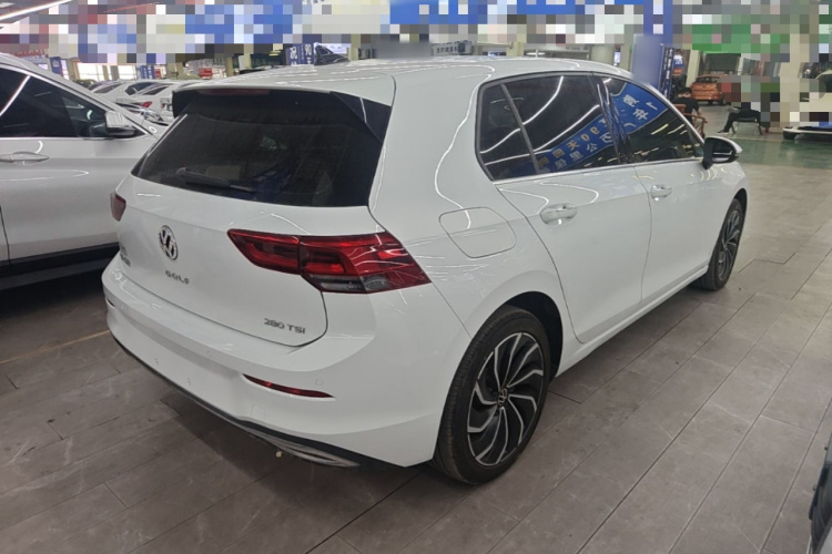 Volkswagen Golf 2021 car image #5