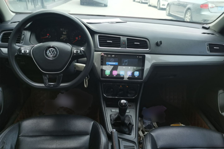 Volkswagen Lavida 2018 car image #10
