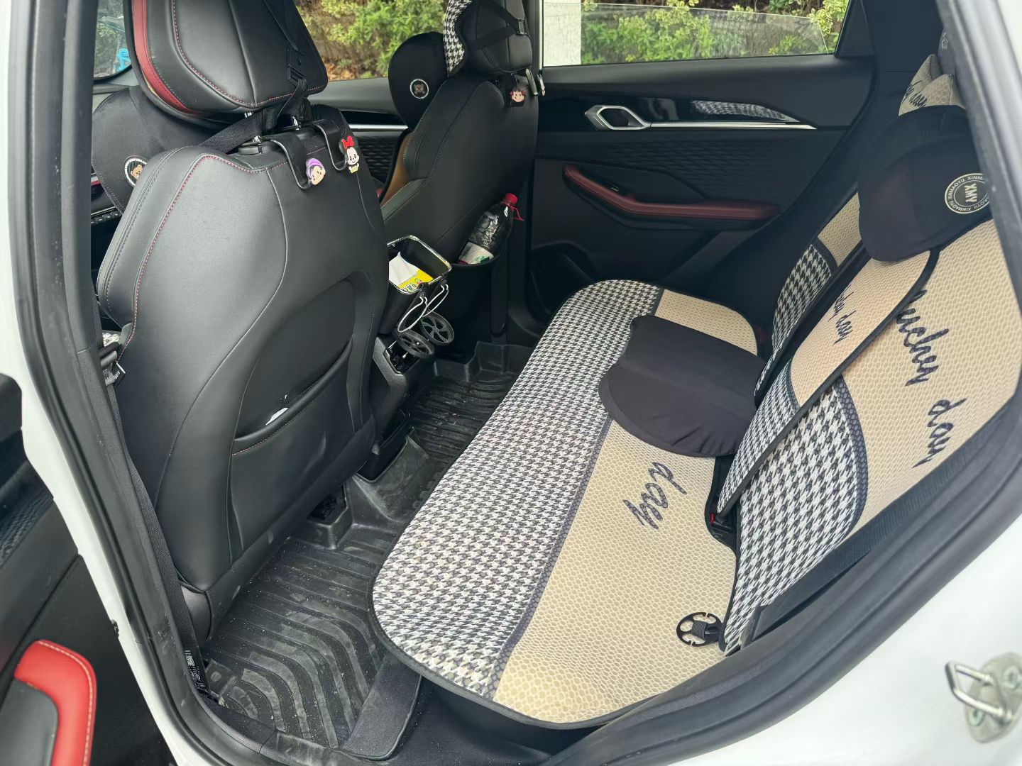 GEELY Coolray 2023 #3 GEELY Coolray 2023 car image #3