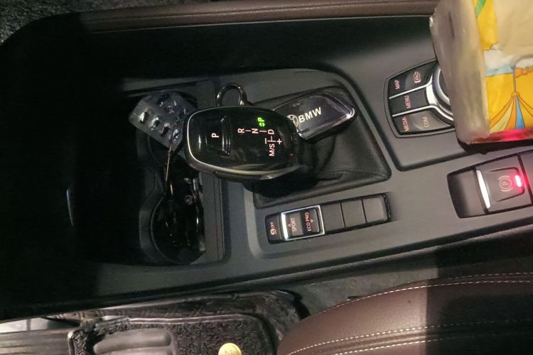 BMW X1 2021 car image #14