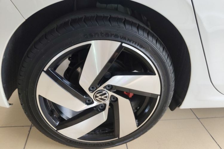 Volkswagen Golf 2022 imagen de coche #10