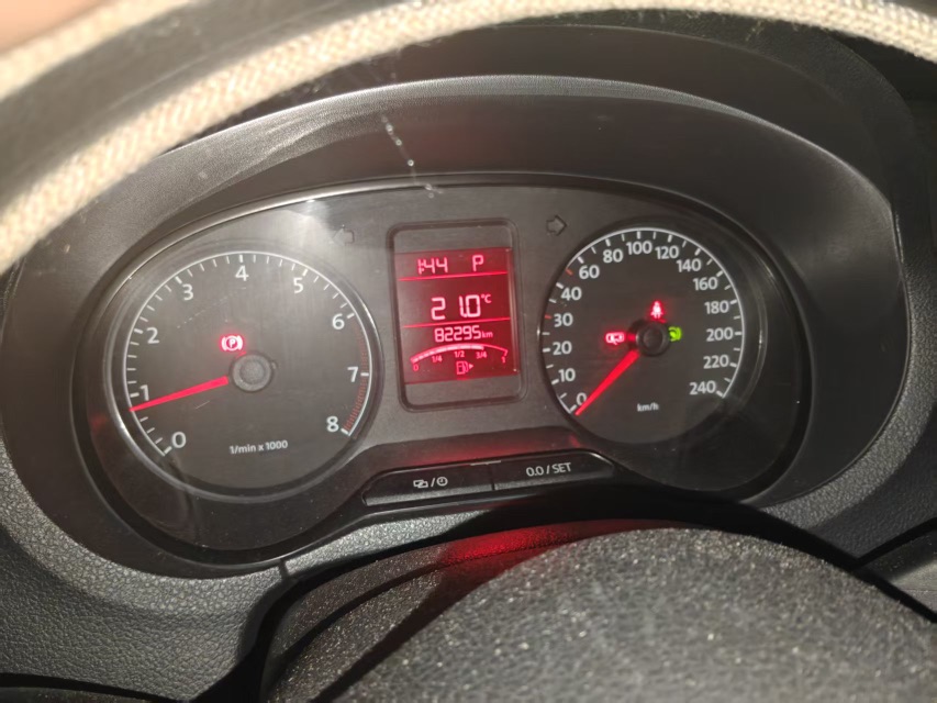 Volkswagen Polo 2014 immagine di auto #9