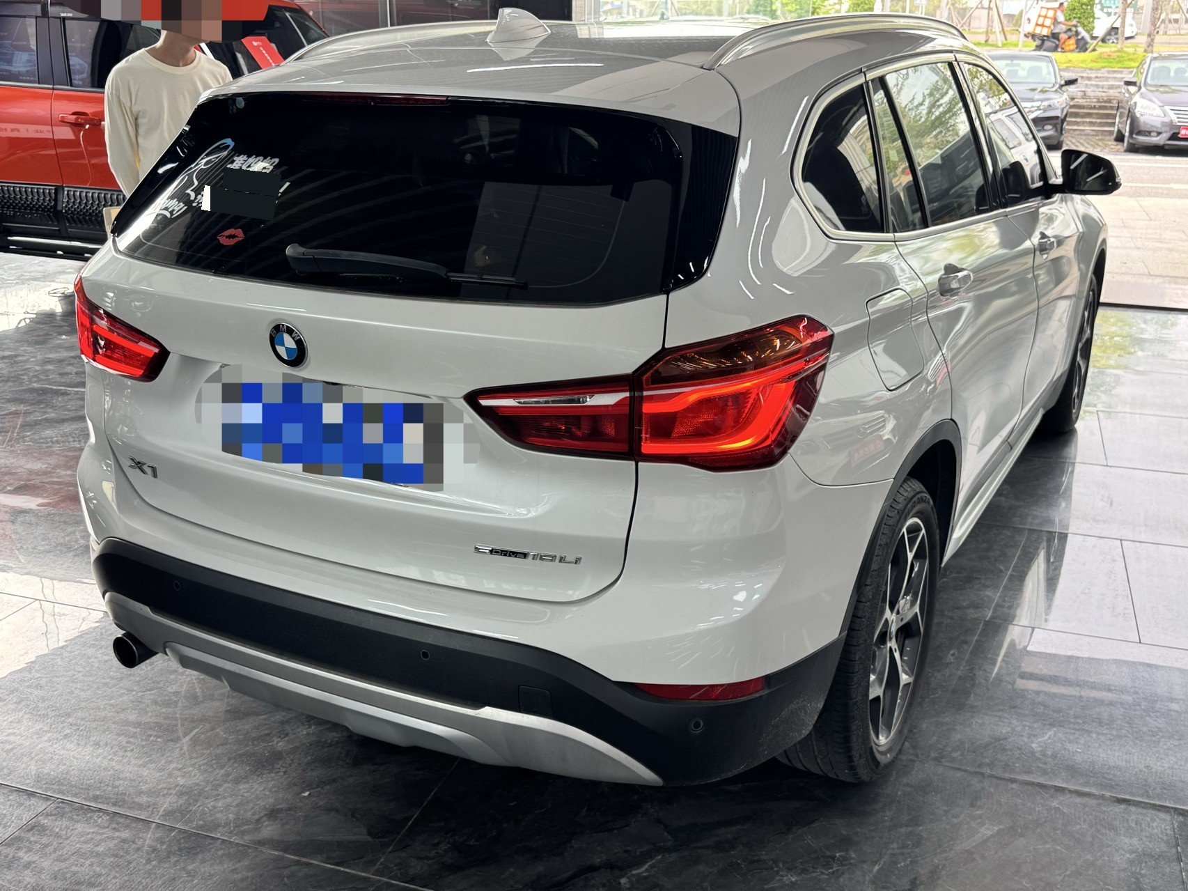 2019 immagine di auto #4