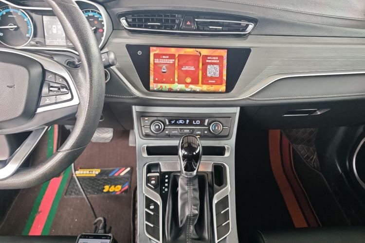 GEELY Emgrand 2021 car image #13