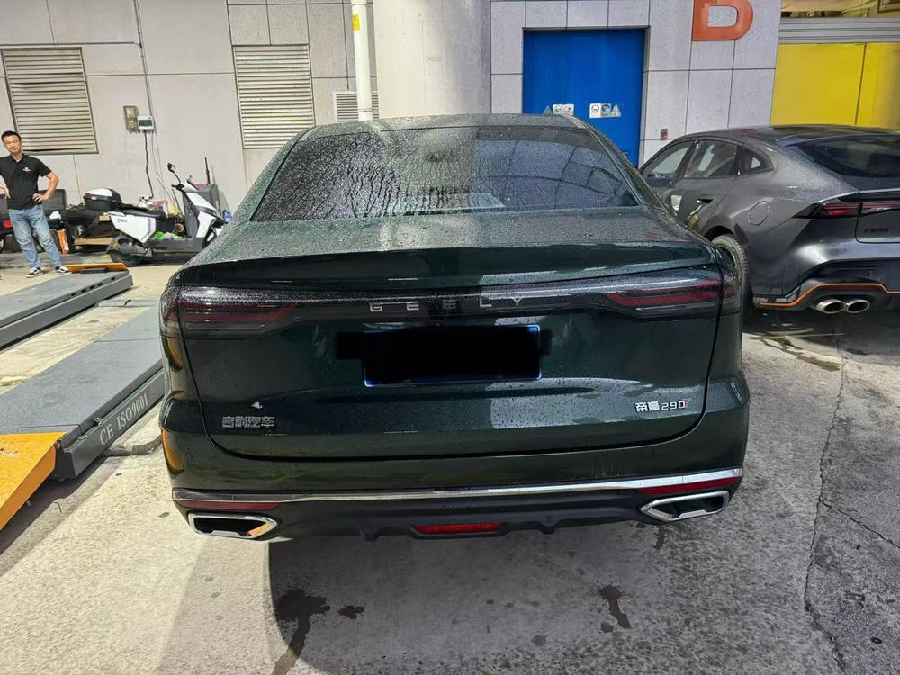 GEELY Emgrand 2025 #5 GEELY Emgrand 2025 car image #5