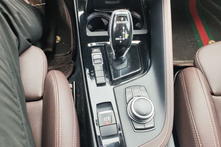 BMW X1 2021 car image #14