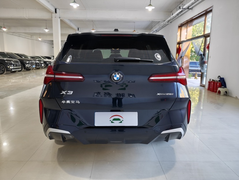 2025 immagine di auto #5