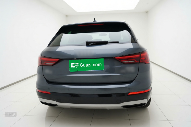 Audi Q3 2020 car image #6